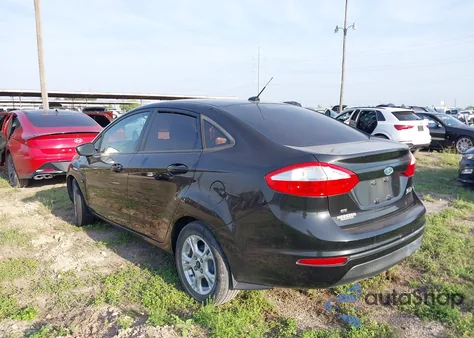 2014 Ford Fiesta Se z USA, uszkodzony, nr VIN 3FADP4BJXEM125415